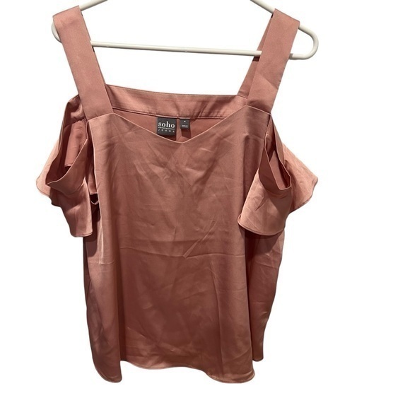 SOHO Jones New York & Company Silky Short Sleeve Cold Shoulder Blouse Size M - Picture 1 of 3